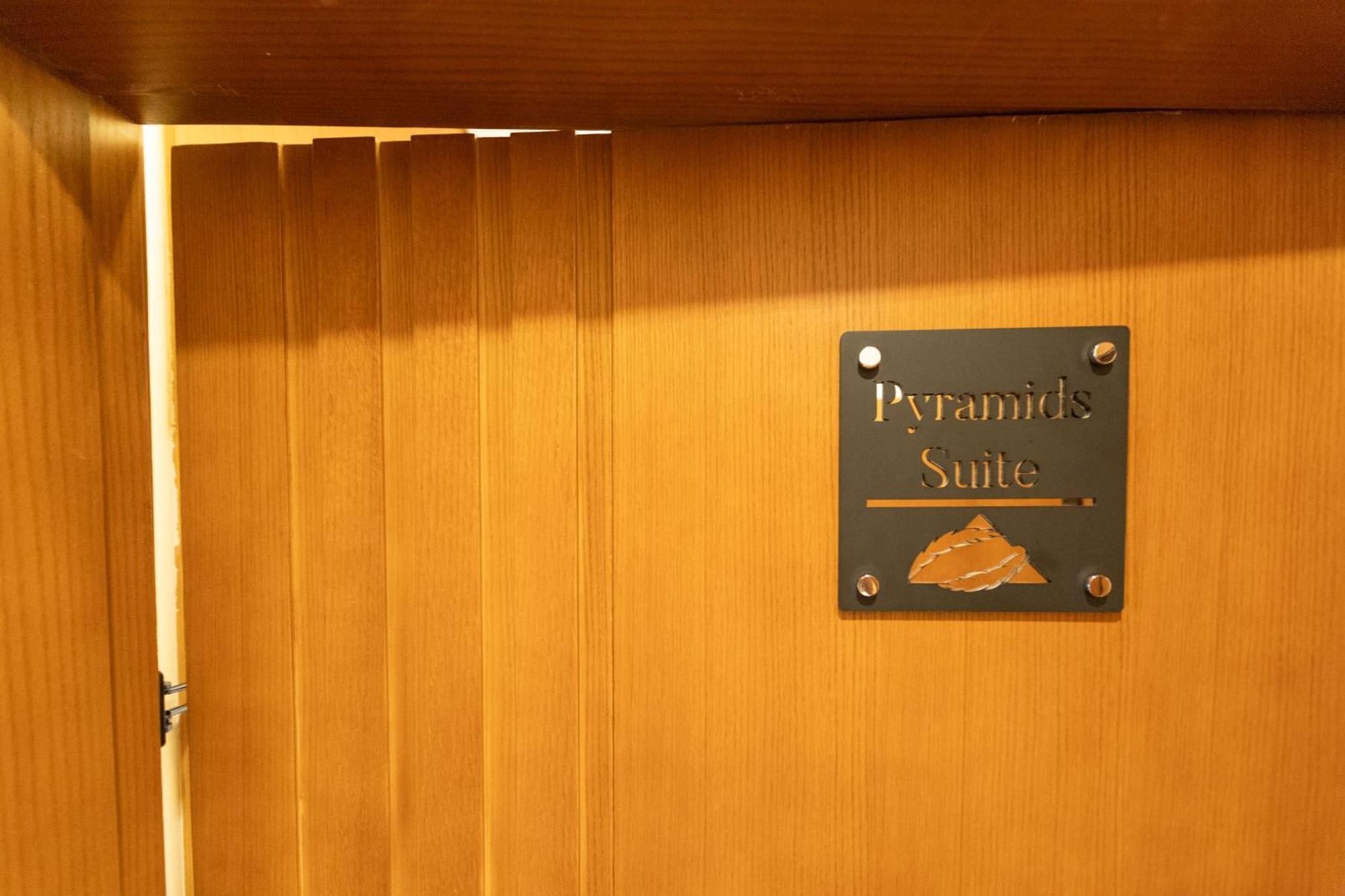 Galaxy Pyramids View Inn Kafret el-Gabal エクステリア 写真