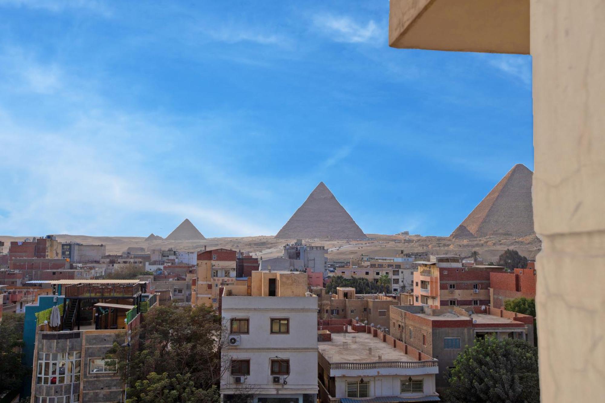 Galaxy Pyramids View Inn Kafret el-Gabal エクステリア 写真